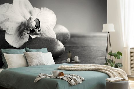 SAMOLEPÍCÍ FOTOTAPETA ČERNOBÍLÁ ORCHIDEJ A KAMENY - SAMOLEPÍCÍ TAPETY - TAPETY