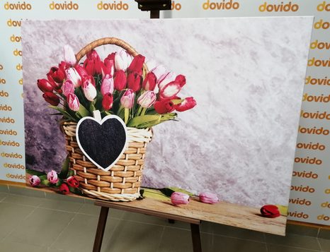 TABLOU LALELE ROȘII ÎNTR-UN COȘ DE LEMN - TABLOU FLORI - TABLOURI