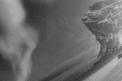 SLIKA SEVERNI SIJ NA NORVEŠKEM V ČRNOBELI IZVEDBI - ČRNOBELE SLIKE - SLIKE