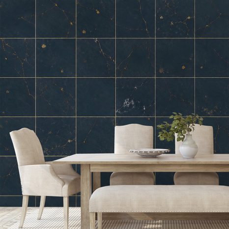 ZELFKLEVEND FOTOBEHANG DONKER MARMER MET GOUDEN LIJNEN - FOTOBEHANG MET PATRONEN - FOTOBEHANG