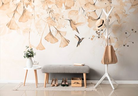 SAMOLEPIACA TAPETA LISTY S KOLIBRÍKMI V ODTIENI PEACH FUZZ - SAMOLEPIACE TAPETY - TAPETY