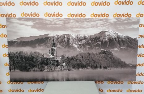 TABLEAU SUR TOILE – ÉGLISE AU LAC BLED EN SLOVÉNIE EN NOIR ET BLANC - TABLEAUX EN NOIR ET BLANC - TABLEAUX