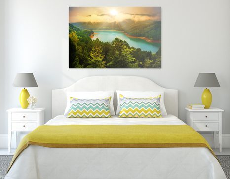 КАРТИНА НА ПЛАТНО – РЕКА В ЗЕЛЕНА ГОРА - КАРТИНИ НА ПРИРОДАТА И ПЕЙЗАЖИ - КАРТИНИ