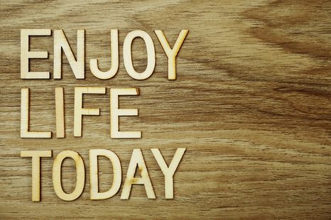 PAPIER PEINT – AVEC CITATION - ENJOY LIFE TODAY - PAPIERS PEINTS - 🔥 VENTE TOTALE