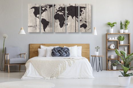 5-DÍLNÝ OBRAZ MAPA NA DŘEVĚNÉM POZADÍ - OBRAZY MAPY - OBRAZY