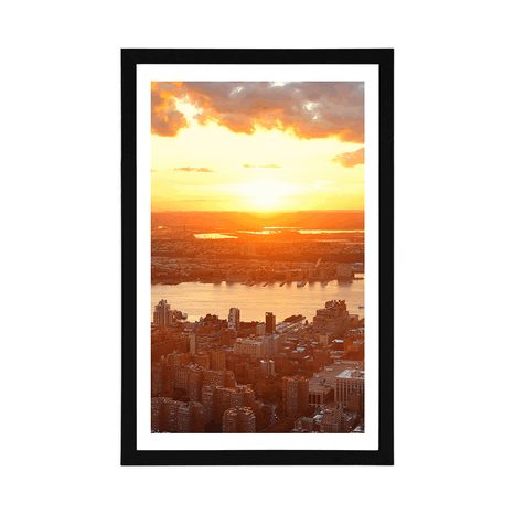 POSTER WITH MOUNT SUNSET OVER THE CITY OF NEW YORK - CITIES - POSTERS