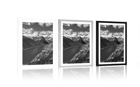 POSTER WITH MOUNT PATAGONIA NATIONAL PARK IN ARGENTINA IN BLACK AND WHITE - BLACK AND WHITE - POSTERS