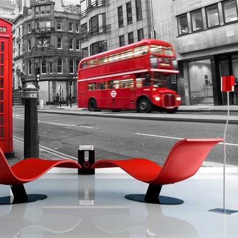 FOTOTAPETA LONDÝNSKÁ TELEFONNÍ BUDKA - RED BUS AND PHONE BOX IN LONDON