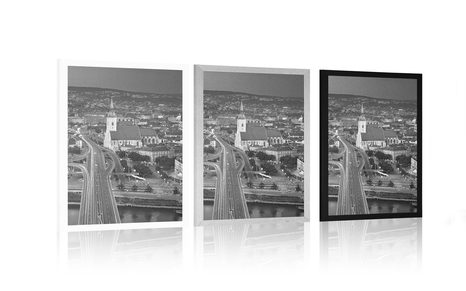 PLAKAT POGLED NA NOĆNU BRATISLAVU U CRNO-BIJELOM DIZAJNU - CRNO-BIJELE - PLAKATI