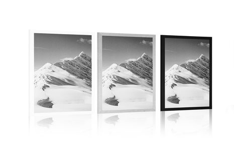 AFFICHE – CHAÎNE DE MONTAGNES ENNEIGÉE EN NOIR ET BLANC - NOIR ET BLANC - AFFICHES