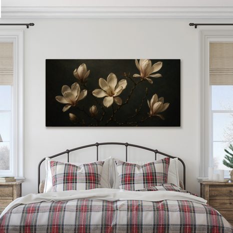 CANVASTAVLA KRÄMVITA MAGNOLIABLOMMOR I NATTEN - BLOMTAVLOR - TAVLOR