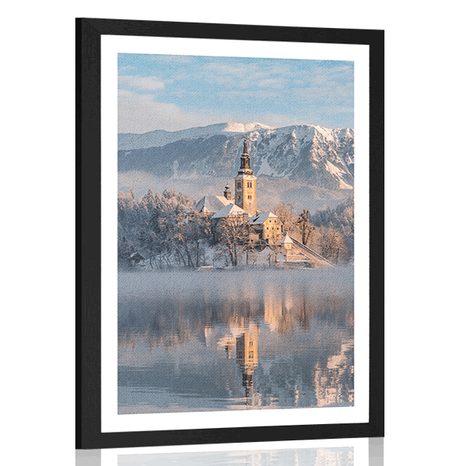 POSTER CU PASSEPARTOUT BISERICĂ LÂNGĂ LACUL BLED DIN SLOVENIA - NATURĂ - POSTERE