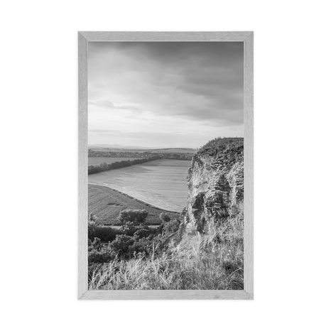 PLAKÁT HISTORICKÝ KOSTEL U NITRY V ČERNOBÍLÉM PROVEDENÍ - ČERNOBÍLÉ - PLAKÁTY