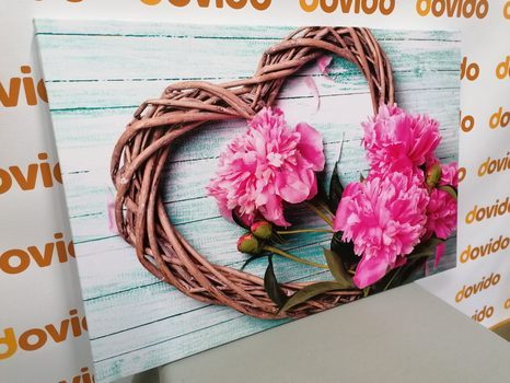 КАРТИНА НА ПЛАТНО – БОЖУРИ НА ДЪРВЕНО СЪРЦЕ - КАРТИНИ ЛЮБОВ - КАРТИНИ