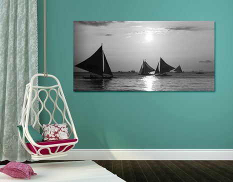 OBRAZ NÁDHERNÝ ZÁPAD SLUNCE NA MOŘI V ČERNOBÍLÉM PROVEDENÍ - ČERNOBÍLÉ OBRAZY - OBRAZY