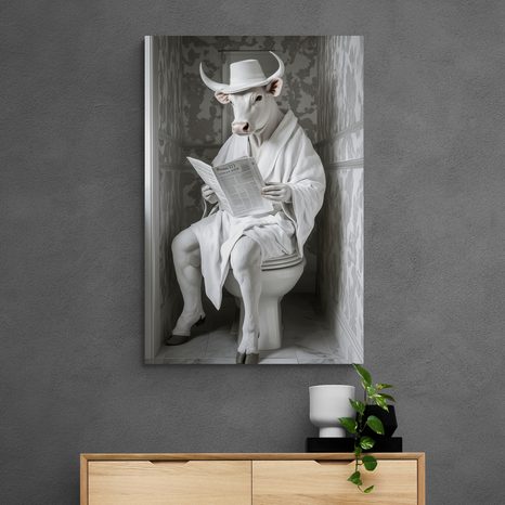 STAMPA SU TELA – TORO BIANCO CON GIORNALI IN BAGNO - QUADRI DI UN BUFALO E DI UNA MUCCA - STAMPE E QUADRI