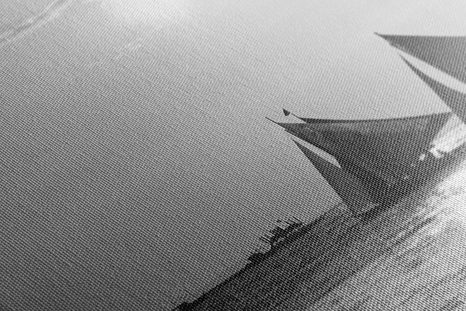 OBRAZ NÁDHERNÝ ZÁPAD SLUNCE NA MOŘI V ČERNOBÍLÉM PROVEDENÍ - ČERNOBÍLÉ OBRAZY - OBRAZY