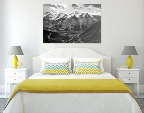 OBRAZ PIĘKNA GÓRSKA PANORAMA W WERSJI CZARNO-BIAŁEJ - OBRAZY CZARNO-BIAŁE - OBRAZY