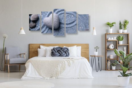 5-TEILIGES WANDBILD HERZ AUS STEIN AUF SANDIGEM HINTERGRUND - STILLLEBEN-BILDER - BILDER