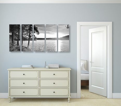 5-DÍLNÝ OBRAZ ZÁPAD SLUNCE NAD JEZEREM V ČERNOBÍLÉM PROVEDENÍ - ČERNOBÍLÉ OBRAZY - OBRAZY