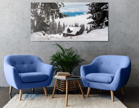 TABLOU CĂSUȚĂ DE LEMN LÂNGĂ PINI - TABLOU NATURĂ ȘI PEISAJE NATURALE - TABLOURI