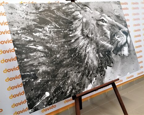 WANDBILD KÖNIG DER TIERE IN SCHWARZ-WEISSEN AQUARELL - SCHWARZ-WEISSE BILDER - BILDER