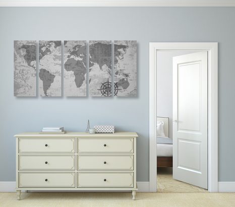 5-DÍLNÝ OBRAZ STARÁ MAPA SVĚTA S KOMPASEM V ČERNOBÍLÉM PROVEDENÍ - OBRAZY MAPY - OBRAZY