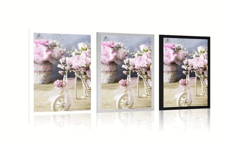 PLAKÁT ROMANTICKÝ RŮŽOVÝ KARAFIÁT VE VINTAGE NÁDECHU - VINTAGE A RETRO - PLAKÁTY