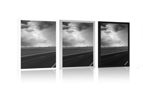 PLAKÁT CESTA UPROSTŘED POUŠTĚ V ČERNOBÍLÉM PROVEDENÍ - ČERNOBÍLÉ - PLAKÁTY