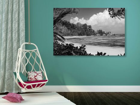 OBRAZ NÁDHERNÁ PLÁŽ NA OSTROVĚ LA DIGUE V ČERNOBÍLÉM PROVEDENÍ - ČERNOBÍLÉ OBRAZY - OBRAZY