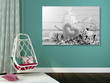 КАРТИНА НА ПЛАТНО – ВИНТИДЖ СЪРЧИЦЕ И ФЕНЕРЧЕТА В ЧЕРНО-БЯЛ ВАРИАНТ - ЧЕРНО-БЕЛИ КАРТИНИ - КАРТИНИ