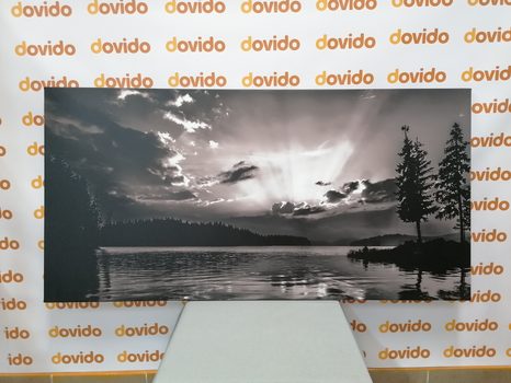 KÉP HEGYI TÓ FEKETE FEHÉRBEN - FEKETE-FEHÉR KÉPEK - KÉPEK