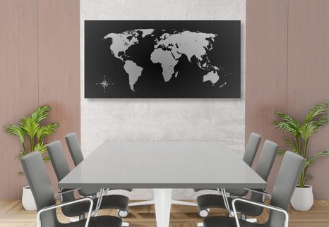 OBRAZ NA KORKU MAPA SVĚTA V ODSTÍNECH ŠEDÉ - OBRAZY NA KORKU - OBRAZY