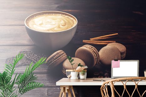 SAMOLEPÍCÍ FOTOTAPETA KÁVA S ČOKOLÁDOVÝMI MAKRONKY - SAMOLEPÍCÍ TAPETY - TAPETY