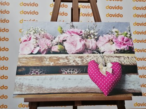 WANDBILD NELKENBLÜTEN IN EINER HOLZKISTE - VINTAGE- UND RETRO-BILDER - BILDER