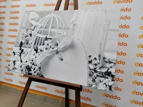 OBRAZ ROMANTICKÉ ZÁTIŠÍ VE VINTAGE STYLU V ČERNOBÍLÉM PROVEDENÍ - ČERNOBÍLÉ OBRAZY - OBRAZY