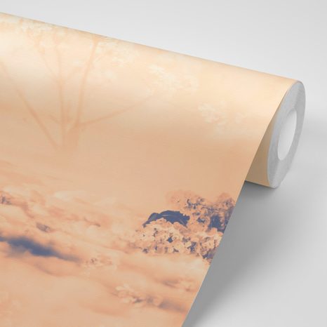 CARTA DA PARATI – TRA LE BRACCIA DEGLI ALBERI PEACH FUZZ - CARTA DA PARATI ALBERI - CARTA DA PARATI