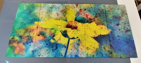 5-DELNA SLIKA RUMENI CVET Z VINTAGE PRIDIHOM - VINTAGE IN RETRO SLIKE - SLIKE