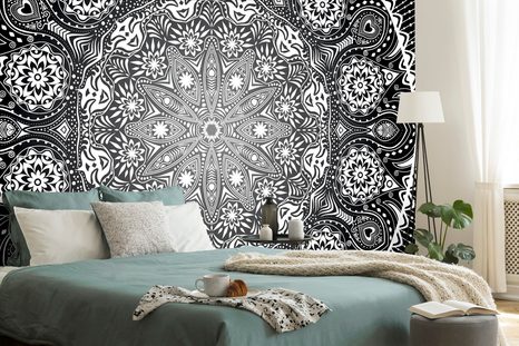 TAPETA OKRASNÁ MANDALA S KRAJKOU V ČERNOBÍLÉ - TAPETY FENG SHUI - TAPETY