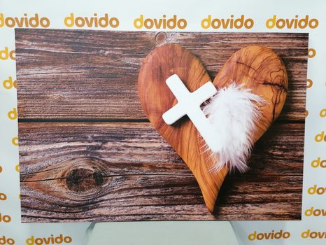 WANDBILD KREUZ AUF HÖLZERNEM HINTERGRUND - BILDER VON ENGELN - BILDER