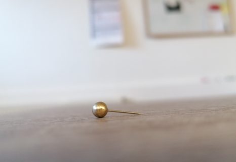 METALLIC PINS (10 PCS.) - PUSHPINS - PICTURES