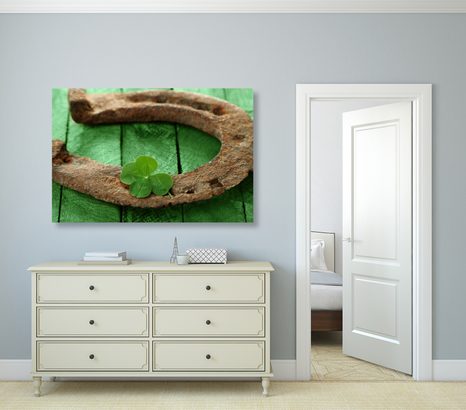 WANDBILD HUFEISEN UND EIN GLÜCKSKLEE - STILLLEBEN-BILDER - BILDER