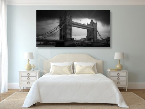 WANDBILD SONNENUNTERGANG ÜBER TOWER BRIDGE IN SCHWARZ-WEISS - SCHWARZ-WEISSE BILDER - BILDER