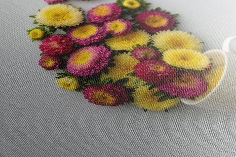 WANDBILD TASSE VOLL VON BLUMEN - BILDER BLUMEN - BILDER