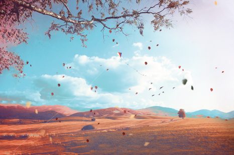 CARTA DA PARATI – FOGLIE CADENTI NEL PAESAGGIO AUTUNNALE - CARTA DA PARATI CAMPI E PRATI - CARTA DA PARATI