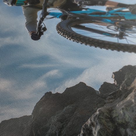 OBRAZ CYKLISTA NA HORSKÉ STEZCE - OBRAZY LIDÍ - OBRAZY