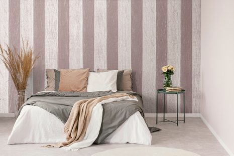 TAPETE MIT HOLZMOTIV IN WUNDERSCHÖNEM ROSA - TAPETEN IN HOLZOPTIK - TAPETEN