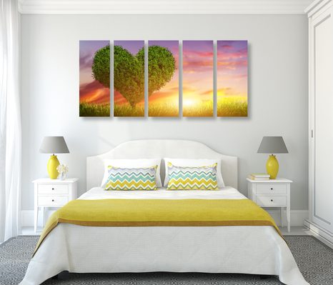 TABLOU 5-PIESE COPAC SUB FORMĂ DE INIMĂ PE LUNCĂ - TABLOURI DRAGOSTE - TABLOURI