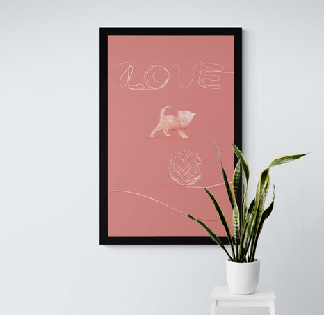 PLAKÁT KOČIČKA S KLUBÍČKEM A NÁPISEM LOVE - MOTIVY Z NAŠÍ DÍLNY - PLAKÁTY