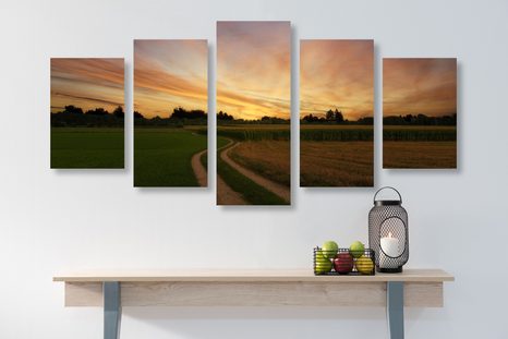 5-TEILIGES WANDBILD UNTERGEHENDE SONNE ÜBER DER LANDSCHAFT - BILDER VON NATUR UND LANDSCHAFT - BILDER